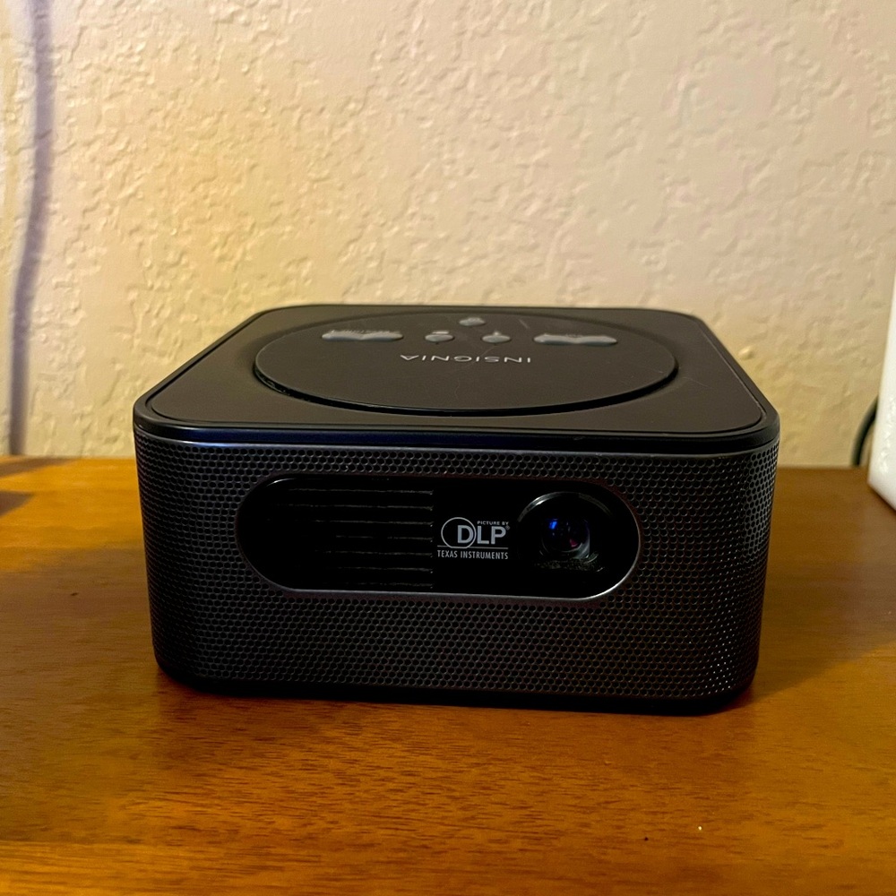 Insignia portable charger able projectortor